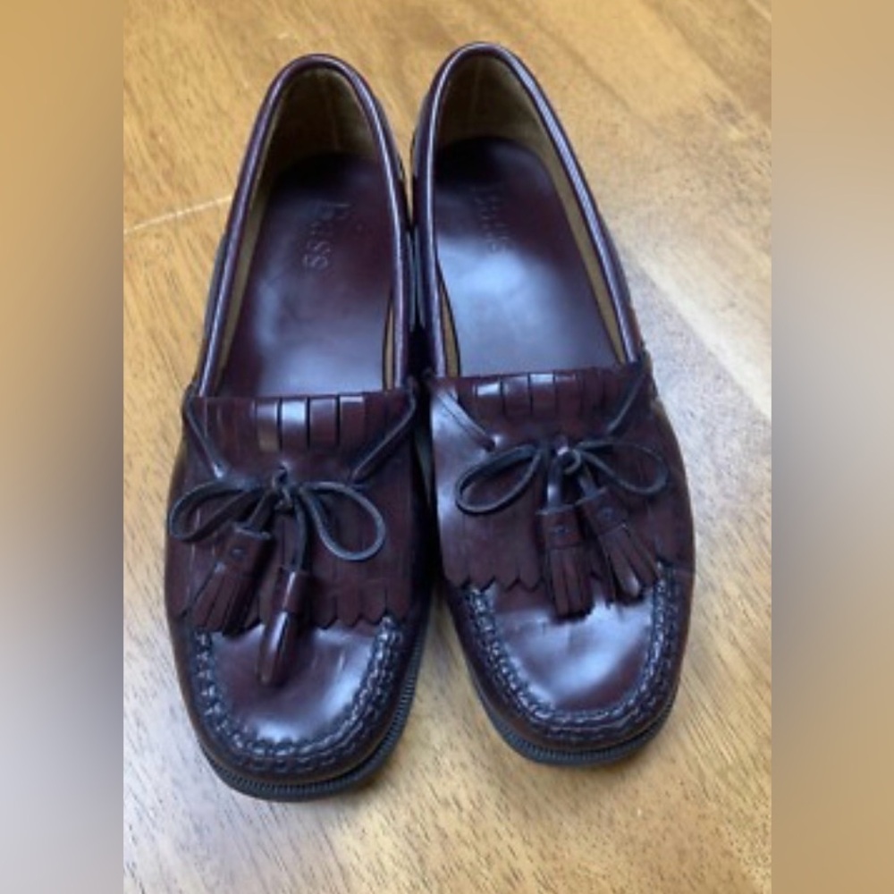 Bass women’s Brown Loafers